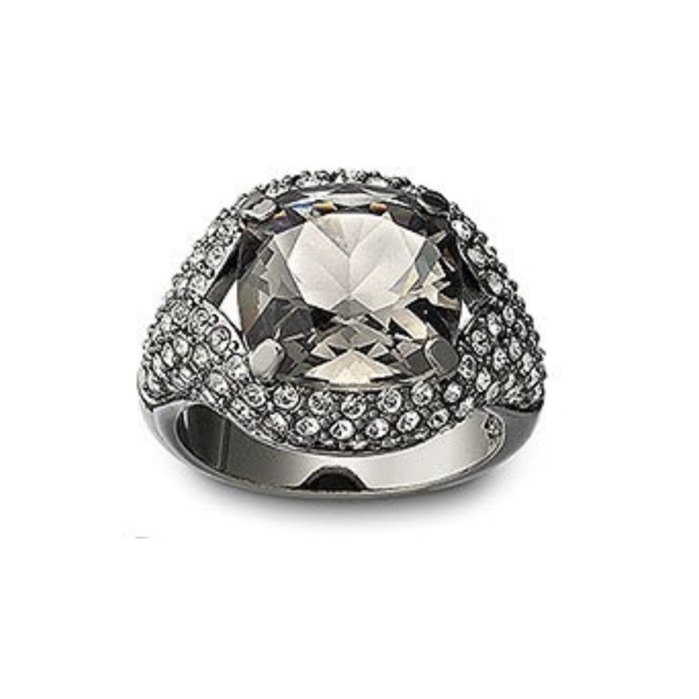 Authentic Swarovski Retired “Laureen” Cocktail Ring – Size 8 (58)